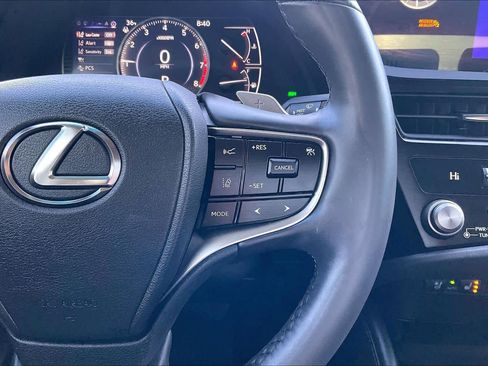 Certified 2024 Lexus ES 350 w/ Premium Package image 23