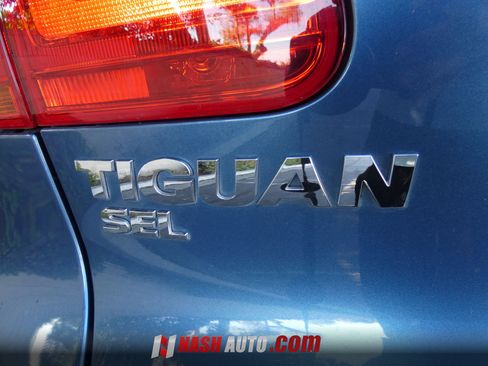 Used 2017 Volkswagen Tiguan SEL FWD image 68