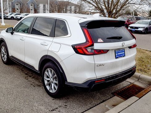 Certified 2025 Honda CR-V EX image 18