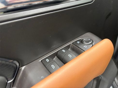 Used 2023 GMC Canyon AT4 w/ AT4 Premium Package image 24