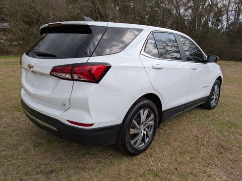 Used 2024 Chevrolet Equinox LT FWD image 4