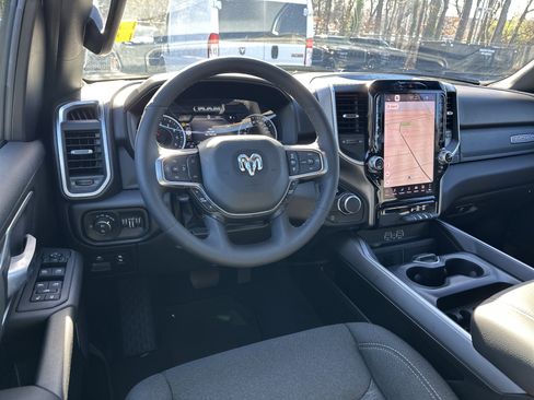 Used 2025 RAM 1500 Big Horn image 24