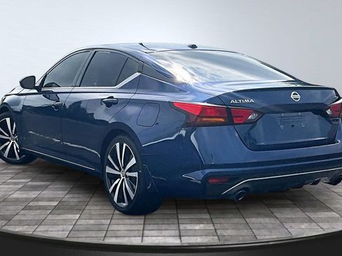 Used 2020 Nissan Altima 2.5 SR w/ Premium Package FWD image 12