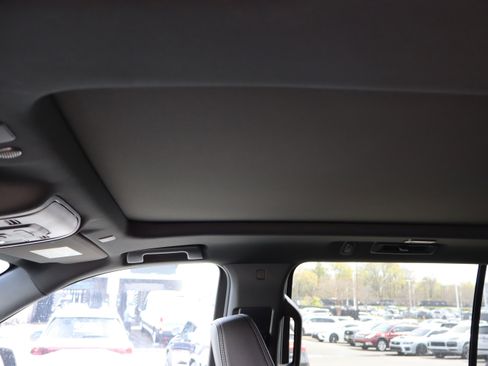 Used 2021 GMC Yukon XL Denali image 20