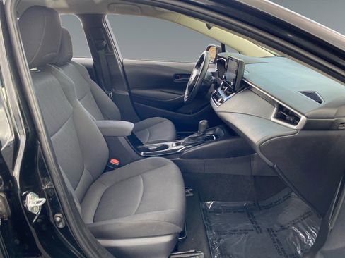 Used 2022 Toyota Corolla LE image 15