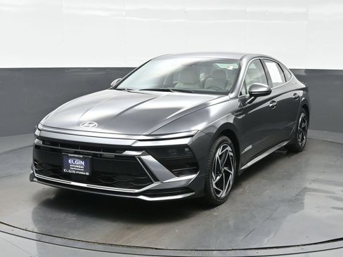 Certified 2026 Hyundai Sonata SEL AWD/4WD image 1