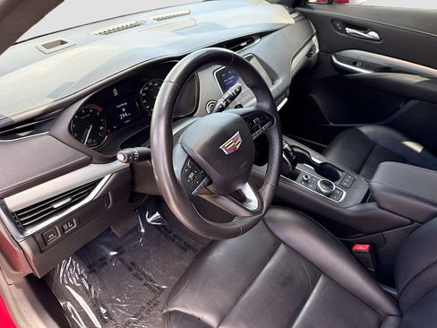 Used 2020 Cadillac XT4 Premium Luxury w/ Driver Awareness Package FWD image 26