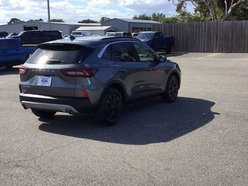 Certified 2023 Ford Escape Active w/ Tech Pack #1 image 5