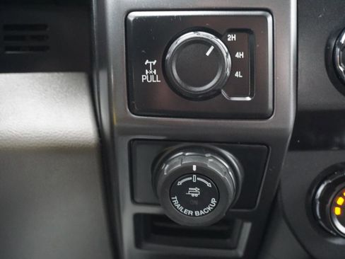 Used 2019 Ford F150 XLT w/ Equipment Group 302A Luxury image 16