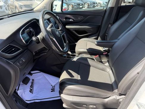 Used 2022 Buick Encore Preferred w/ Safety Package FWD image 12