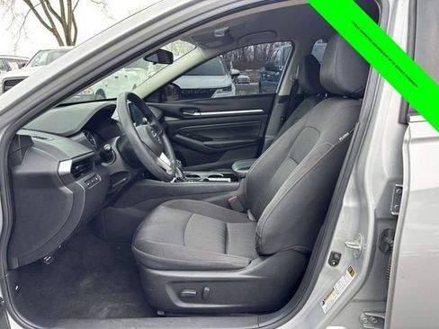 Used 2021 Nissan Altima 2.5 SV FWD image 3