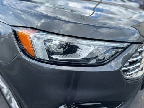 Used 2019 Ford Edge SEL w/ Equipment Group 201A image 32
