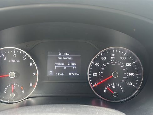 Used 2021 Kia Sportage LX image 18