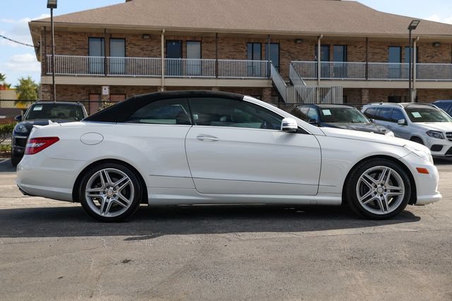 Used 2011 Mercedes-Benz E 550 Cabriolet w/ Premium 2 Pkg image 18