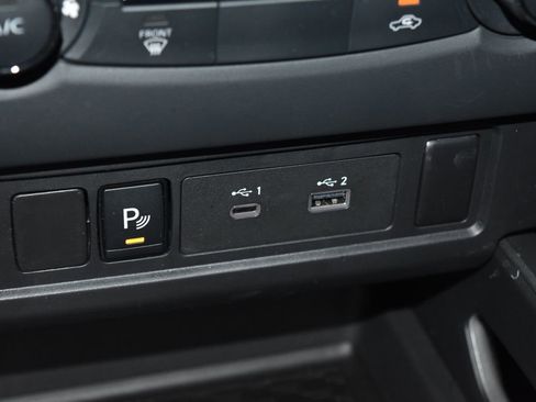 Certified 2024 Nissan Frontier SV w/ Technology Package image 14