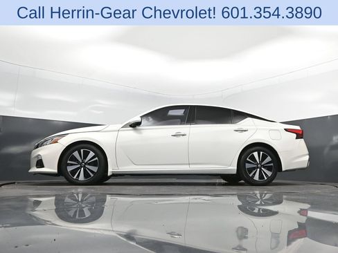 Used 2021 Nissan Altima 2.5 SL FWD image 39