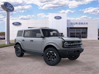 New 2026 Ford Bronco Outer Banks