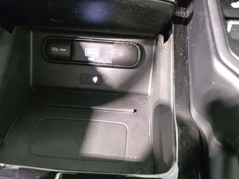 Used 2022 Kia Telluride SX w/ SX Prestige Package image 23