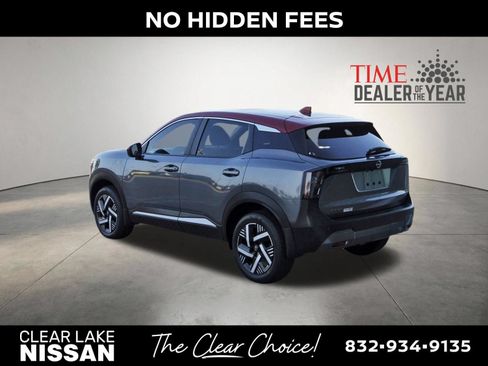 Used 2025 Nissan Kicks SV FWD image 5