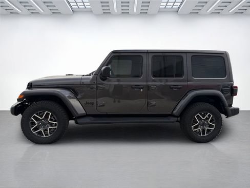 New 2026 Jeep Wrangler Unlimited Sahara AWD/4WD image 6