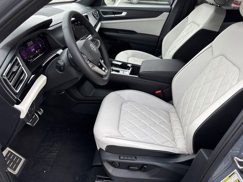 New 2026 Volkswagen Atlas Cross Sport SEL Premium R-Line image 37