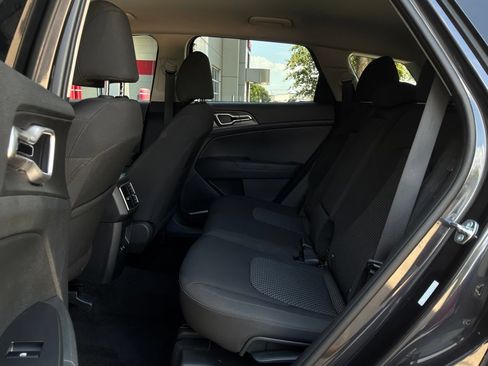 Used 2026 Kia Sportage LX FWD image 12