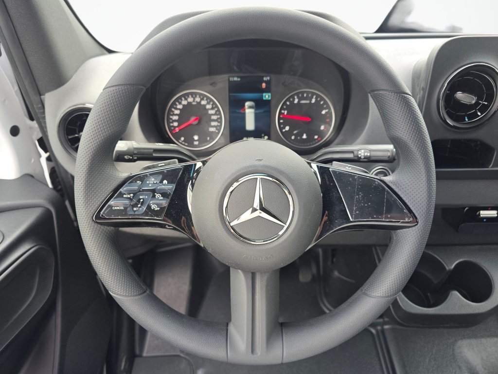 New 2026 Mercedes-Benz Sprinter 2500 image 27