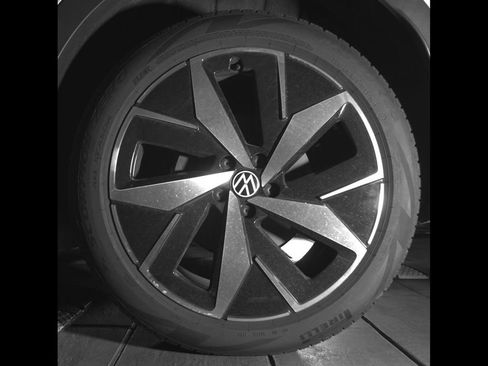 Certified 2023 Volkswagen ID.4 Pro S AWD/4WD image 14