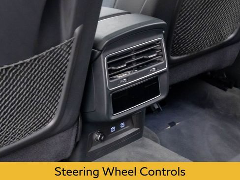 Used 2021 Audi Q8 Premium Plus w/ Premium Plus Package image 17