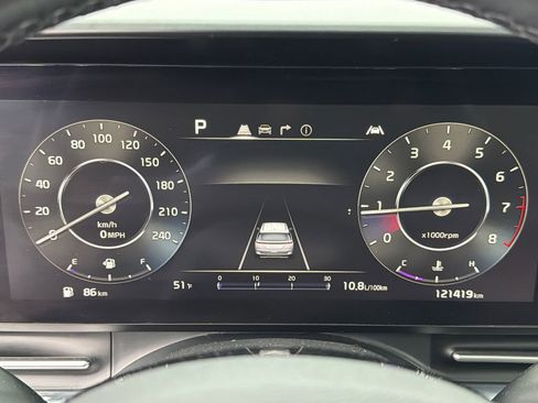 Used 2022 Kia Carnival SX Prestige FWD image 25