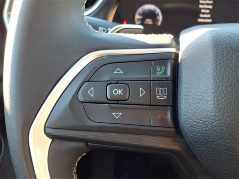 Certified 2023 Jeep Grand Cherokee L Laredo image 19