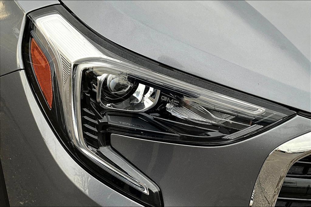Used 2021 GMC Terrain SLE AWD/4WD image 27