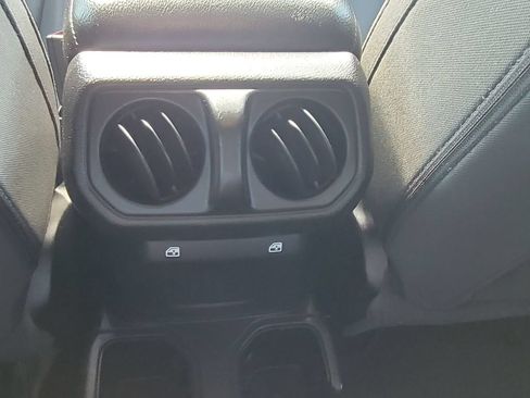 Used 2021 Jeep Gladiator Sport AWD/4WD image 20