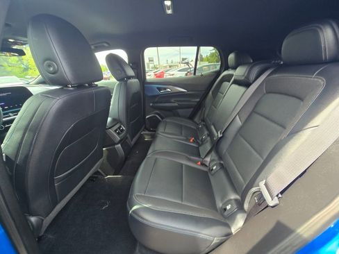 Used 2024 Chevrolet Equinox EV LT w/ LPO, Blackout Package FWD image 16