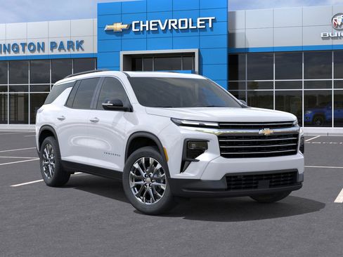New 2026 Chevrolet Traverse LT image 7