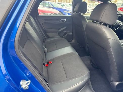 Used 2023 Honda Civic Sport image 18