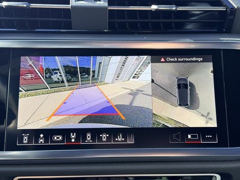 Certified 2024 Audi Q3 2.0T Premium Plus image 35