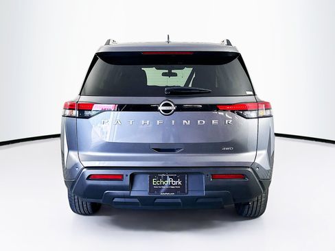 Used 2025 Nissan Pathfinder SV AWD/4WD image 7