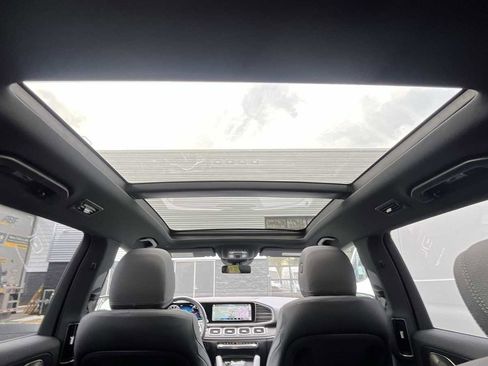 Used 2022 Mercedes-Benz GLS 450 4MATIC image 37