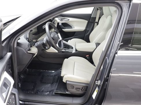Used 2025 Audi Q5 Prestige AWD/4WD image 6