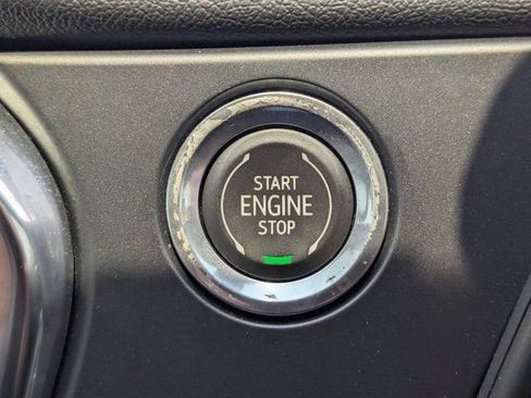Used 2022 Chevrolet Blazer LT AWD/4WD image 27