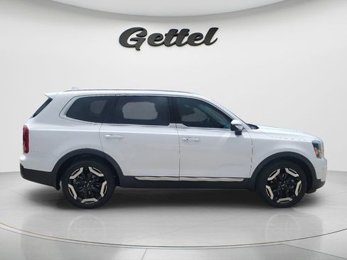 Used 2024 Kia Telluride S w/ S Sunroof Package FWD image 4