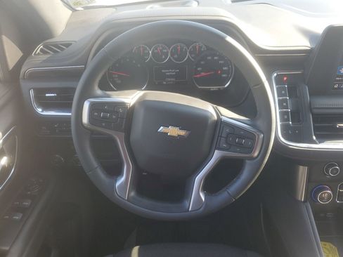 Used 2024 Chevrolet Suburban LS image 11