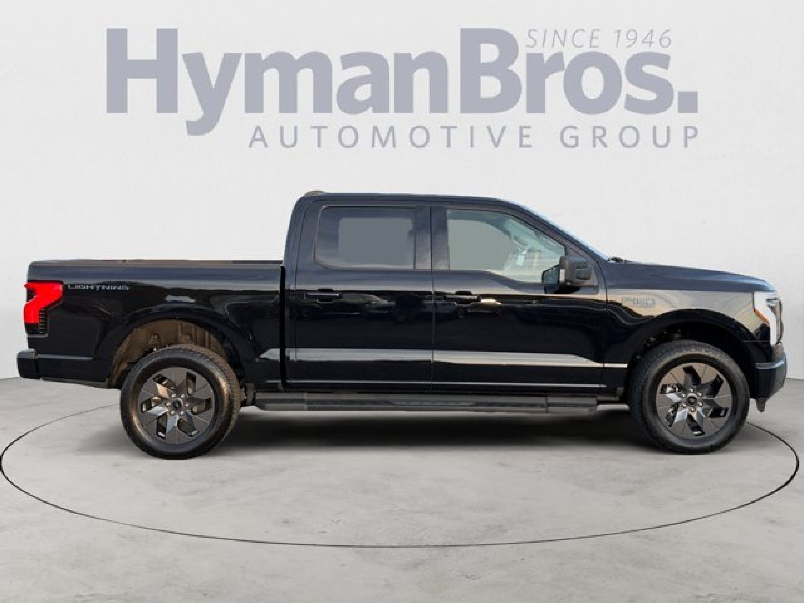 Used 2025 Ford F150 Lightning Flash AWD/4WD image 2