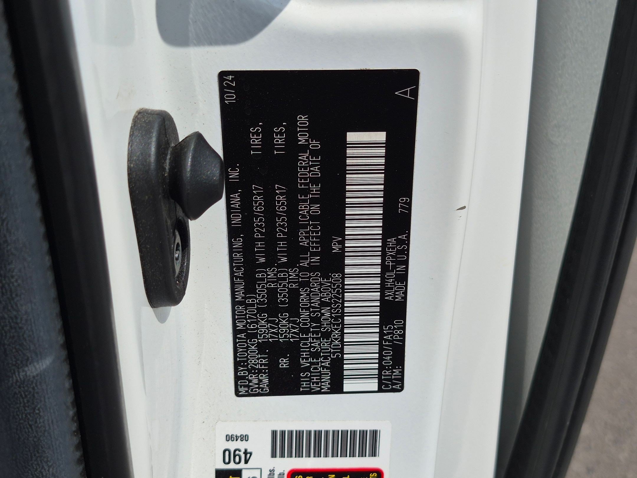 Used 2025 Toyota Sienna LE FWD image 37