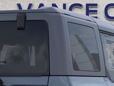 New 2025 Ford Bronco Badlands image 25