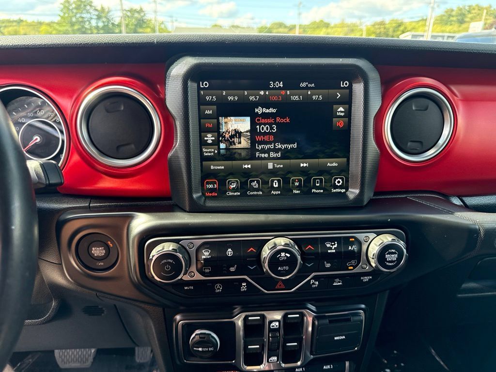 Certified 2021 Jeep Gladiator Rubicon AWD/4WD image 13