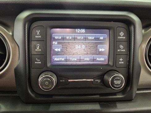 Used 2020 Jeep Wrangler Unlimited Sport S AWD/4WD image 15