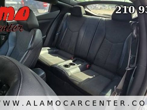 Used 2016 Hyundai Veloster w/ Option Group 02 FWD image 28
