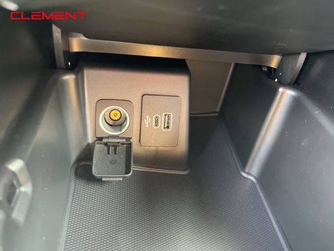 New 2025 Ford Explorer ST-Line image 14